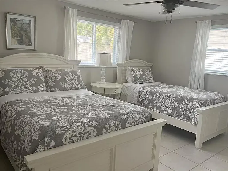 345 Avenida Leona — Photo 38