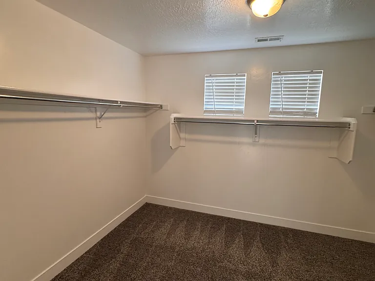 15146 S Cantle Dr — Photo 16