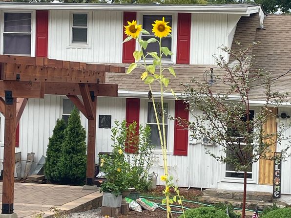 22 Clipper Dr