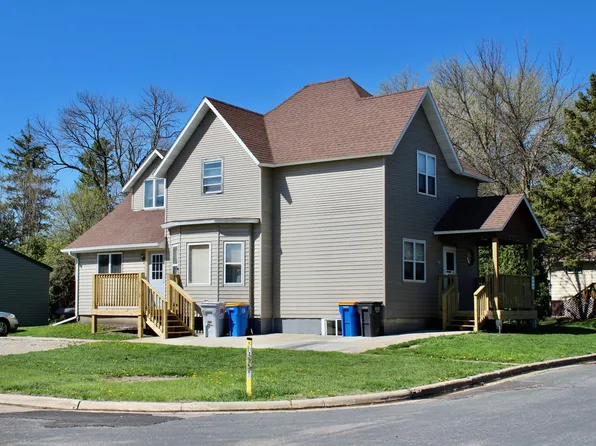 141 4th St NE, Blooming Prairie, MN 55917