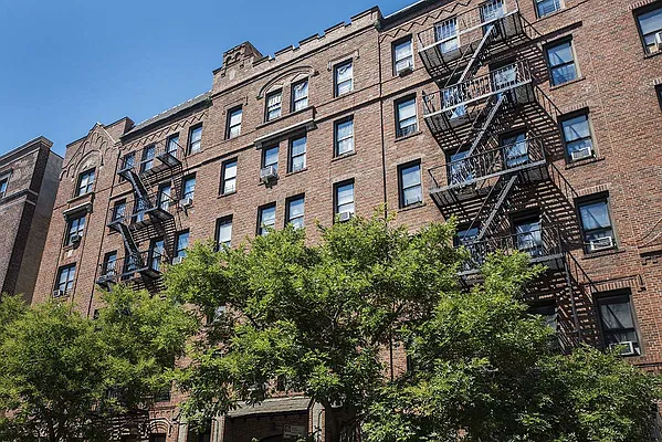 Rented by Bold New York | media 7