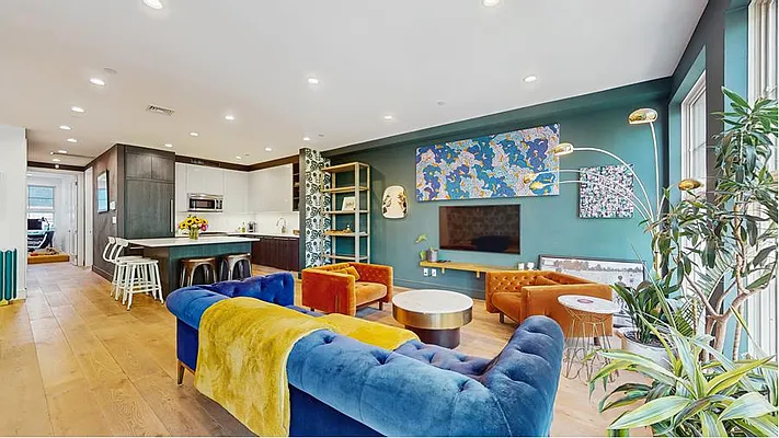 40 Huntington Street #3C