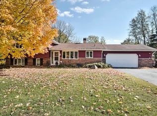 9928 Stacy Ln, Union, IL 60180