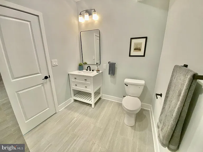 4630 Canton St — Photo 27