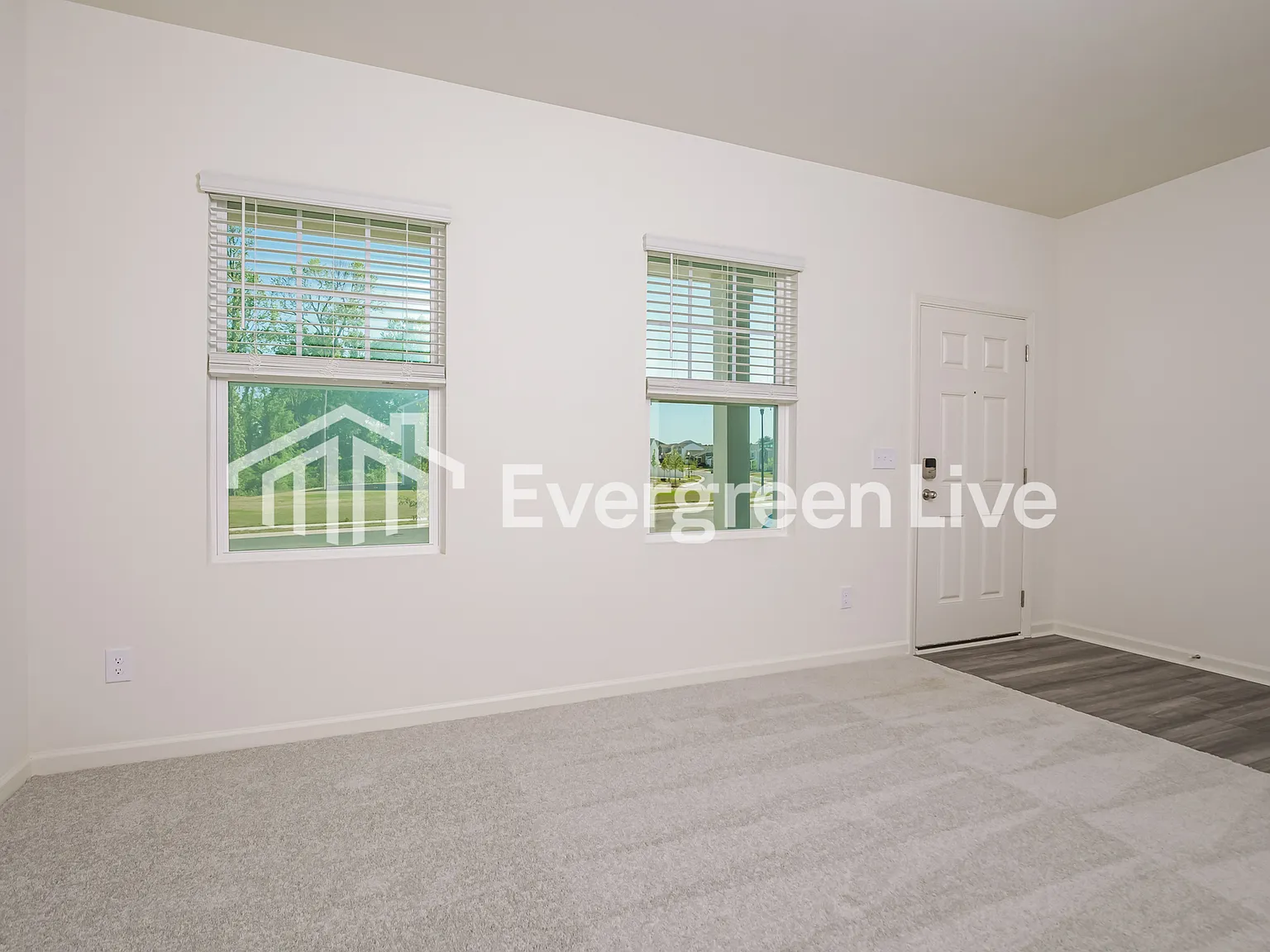 4 bed, 2.0 bath, 2095 sqft, $2,115 — Photo 2