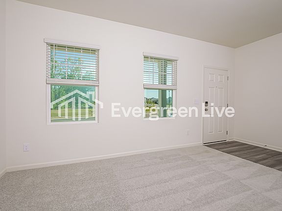 3rd image of 305 Logan Creek Dr