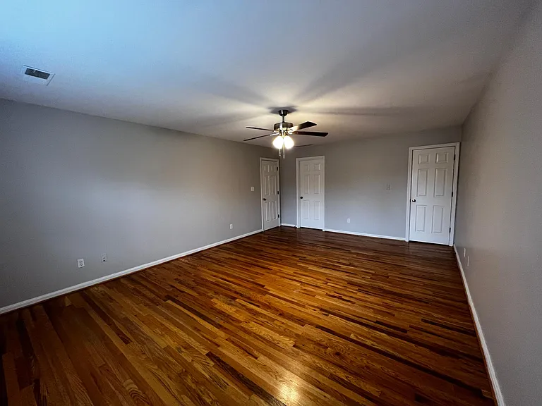 1100 Stowbridge Ln — Photo 24