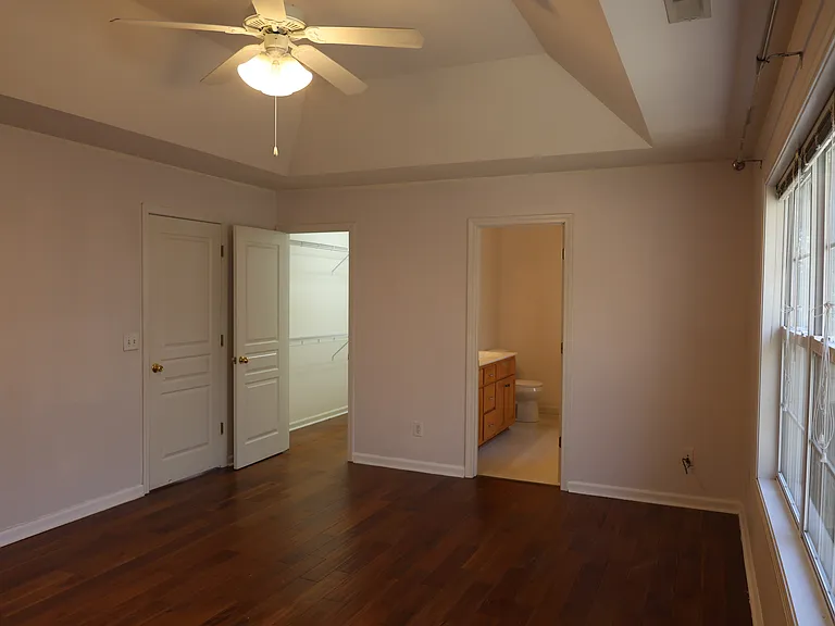 7109 Still Spring Hollow Dr — Photo 7