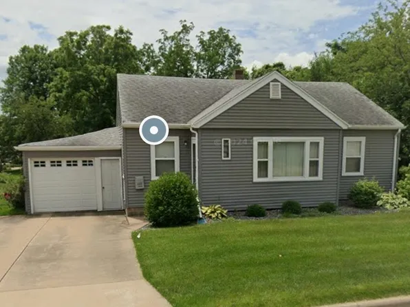 195 E Lewis St, Platteville, WI 53818