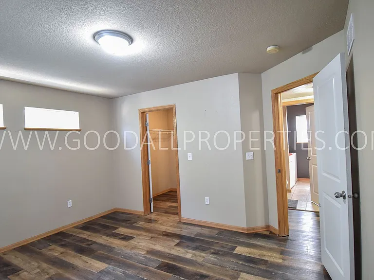 4307 154th St — Photo 8
