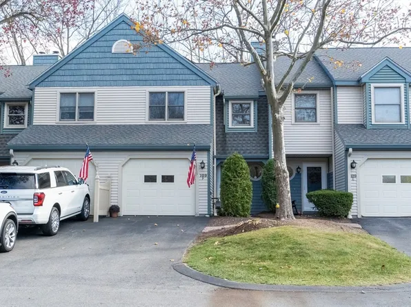 109 Crystal Brook Way Unit F, Marlborough, MA 01752
