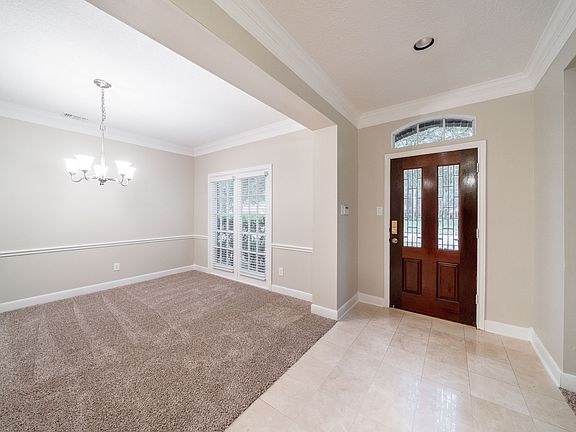 3rd image of 664 Clarenda Falls Dr