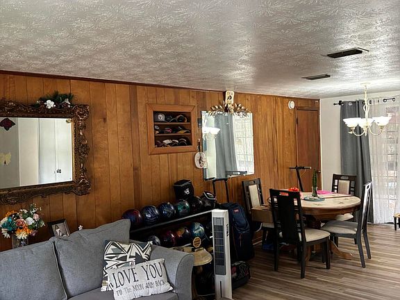 2nd image of 918 BACALL Road