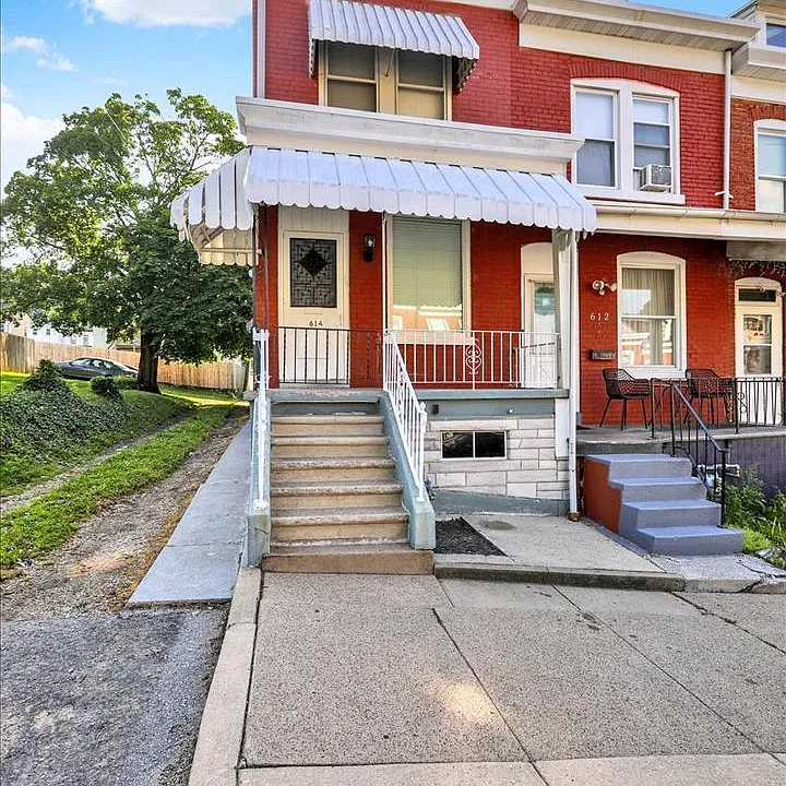 614 S 18th 1/2nd St