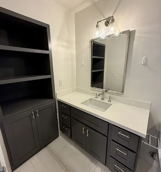 853 Larrabee St #6 — Photo 41