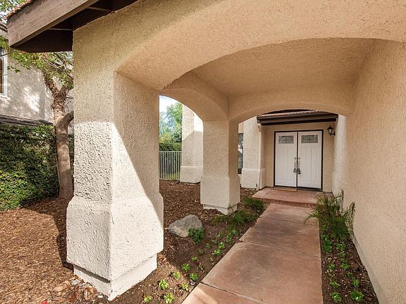 2nd image of 25304 Wells Ct