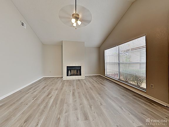 4th image of 7009 Silvermill Dr