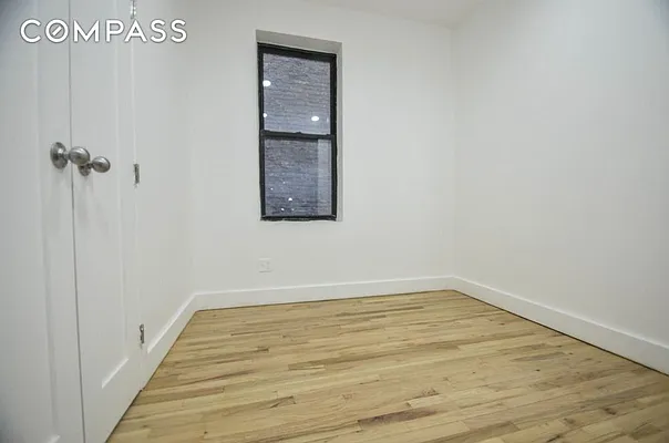 Rented by Mossanen Group | media 28