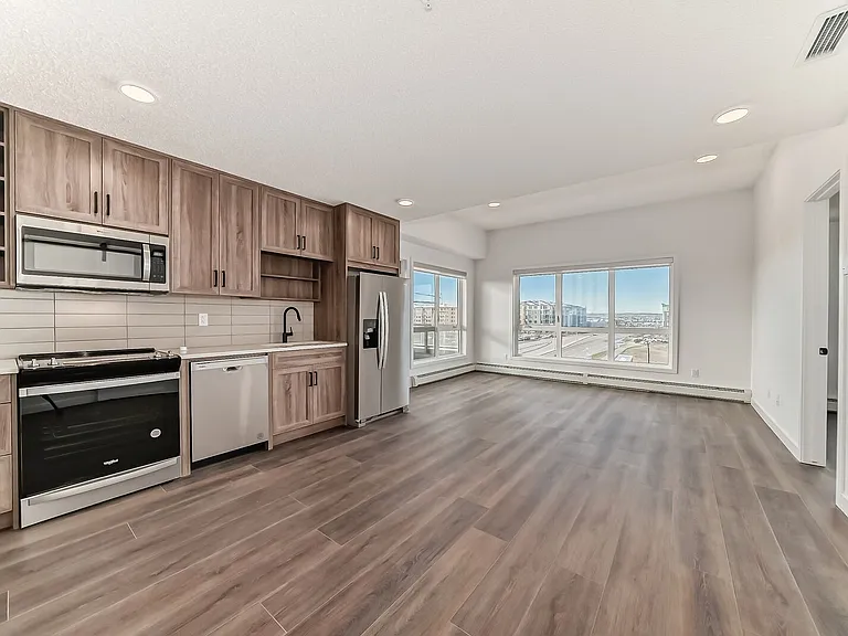 350 Livingston Cmn NE #3414 — Photo 3