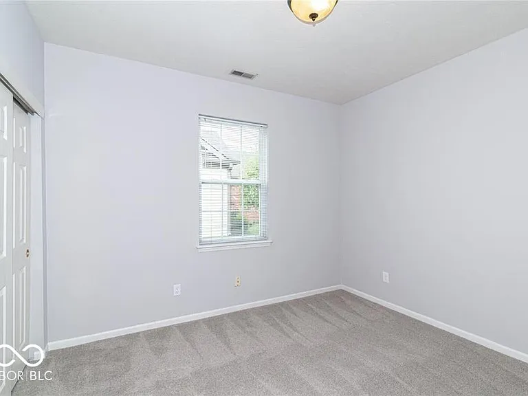 10272 Lakeland Dr — Photo 9