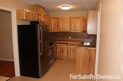 4th image of 2338 NW Lincoln Ave