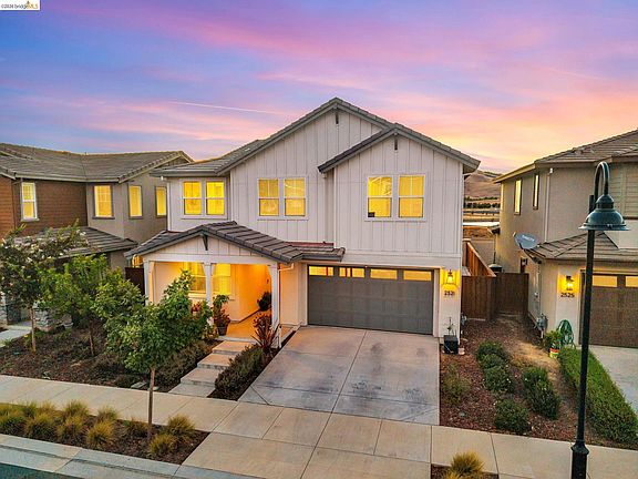 3rd image of 2521 Elan Pl