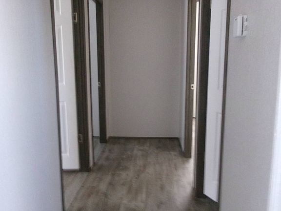 5th image of 129 Pineland Ave #120