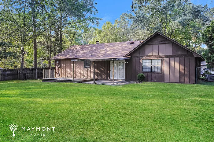 17 Greenbrier Dr — Photo 14