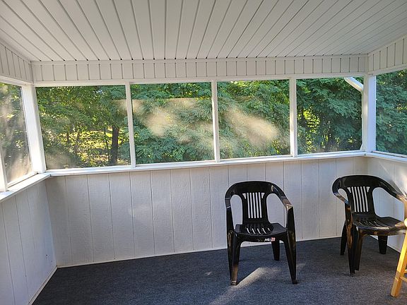 5th image of 1523 Lonna Dr NW