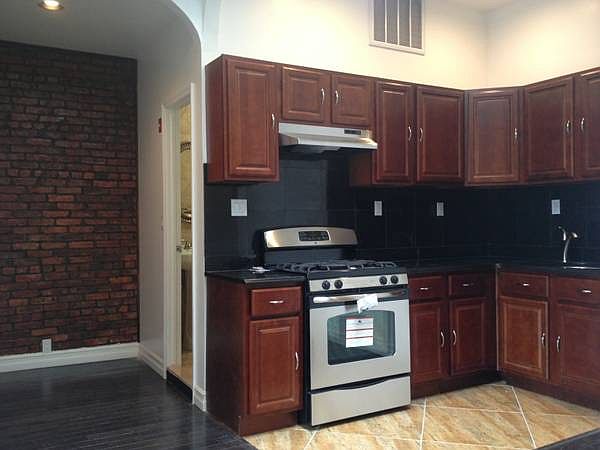 1st image of 920 Fulton St APT 2C