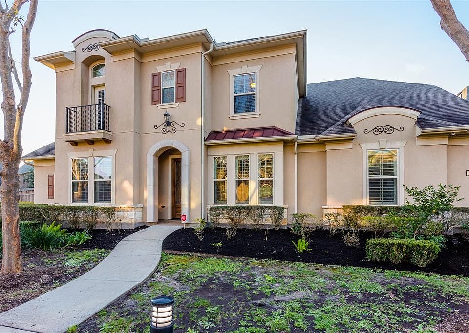 1st image of 710 Weldon Park Dr