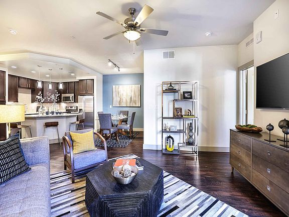 4th image of 2949 Parkwood Blvd APT 182