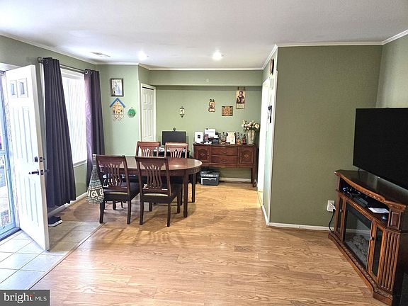 2nd image of 10103 Northeast Ave APT 30