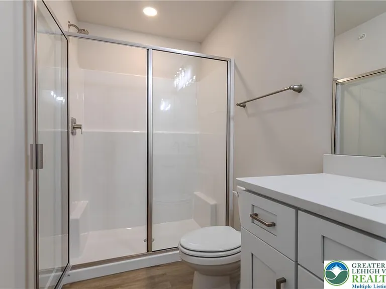 1411 Greenview Dr #24 — Photo 18