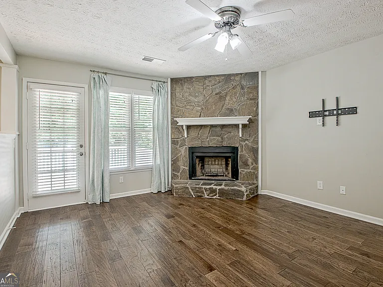413 Deergrass Trl — Photo 8