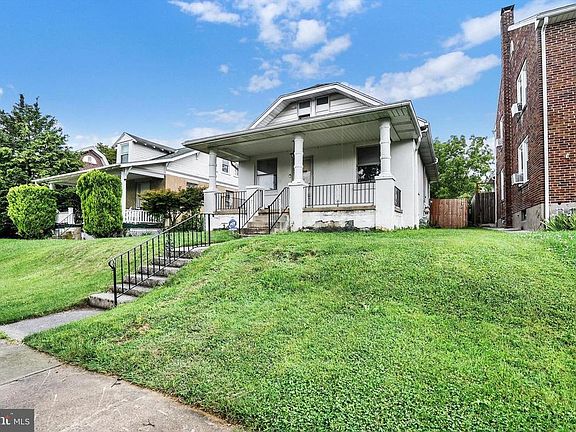 3rd image of 1625 Gregg Ave