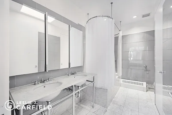 Rented by Leslie J. Garfield | media 6