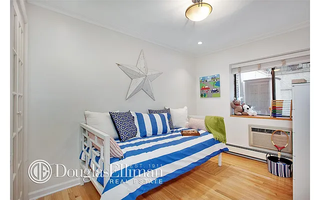 Sold by Douglas Elliman | media 7