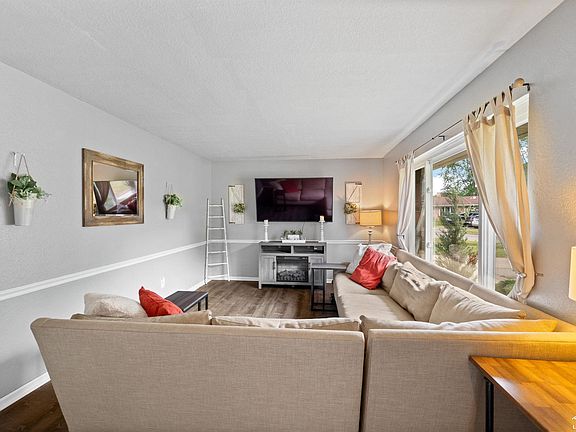 4th image of 7268 Brookside Dr