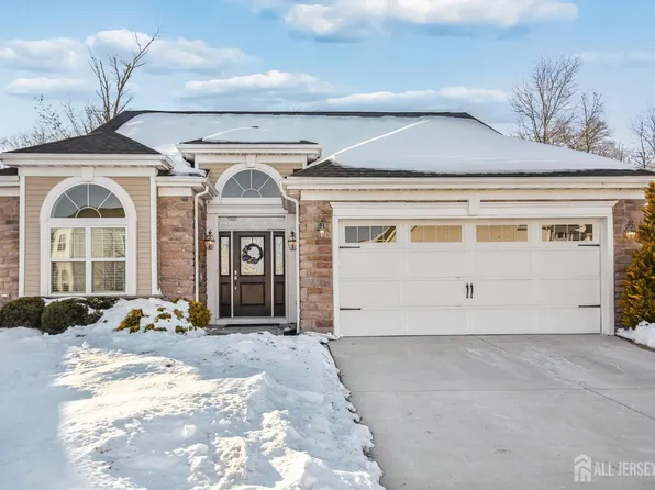 19 Davinci Dr, Monmouth Junction, NJ 08852