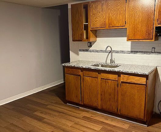 5th image of 4220 W Girard Ave #11133552