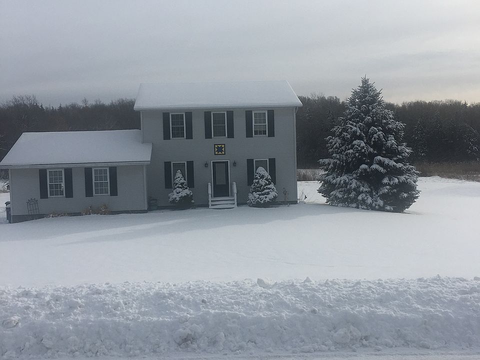 2nd image of 20 Country Club Est