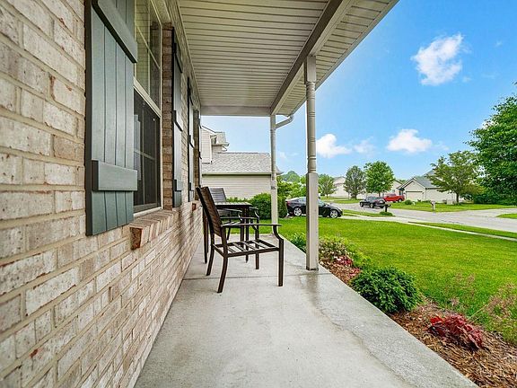 5th image of 6881 Beagle Dr