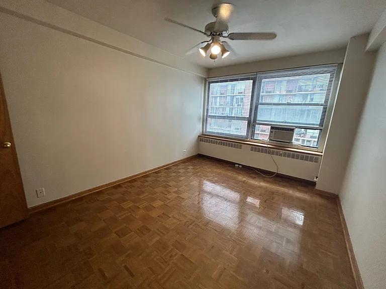 4180 Marine Terrace Apartments — Photo 70
