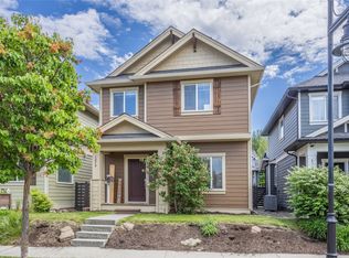 1279 Bergamot Ave, Kelowna, BC V1W5K5