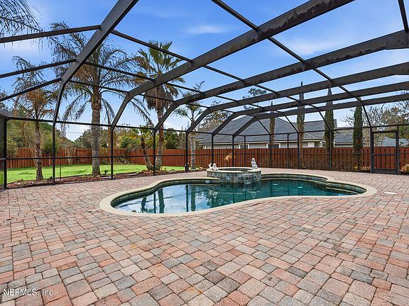 3rd image of 2616 S WATERLEAF Drive