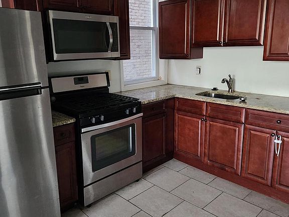 2nd image of 1215 W Allegheny Ave #2