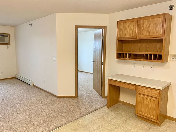 5th image of 3500 8th Ave S #209