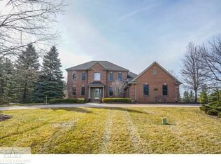 1360 Bridlewood Ln, Williamston, MI 48895
