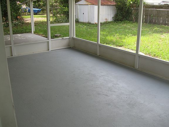 4th image of 629 E Helm Way
